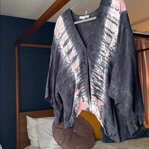 Silky 100% Rayon tie dye front hook closure blouse